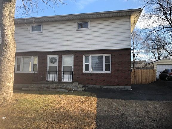 4th image of 122 Frederick Ave #A