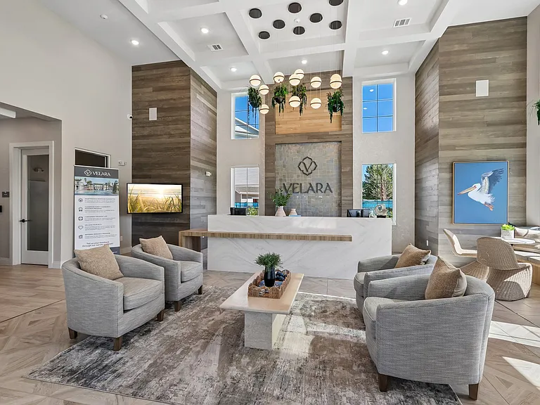 Velara Luxury Apartments — Photo 96