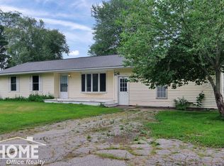 440 S Ovid St, Elsie, MI 48831