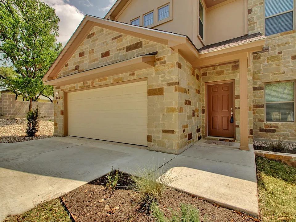 602 Colt St-large-005-5-Exterior Front 180-1498x1000-72dpi_03282017