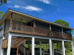 21 Skyhawk Ln, Panacea, FL 32346