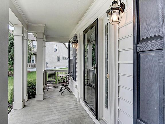 4th image of 89 Catalpa Ct