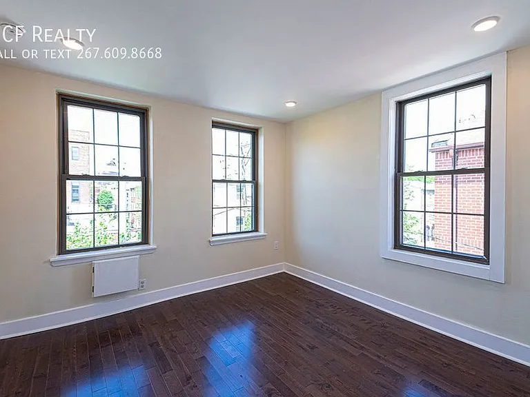 527 S 21st St #3R — Photo 8