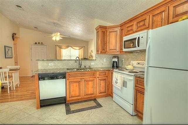 Kitchen/Dining