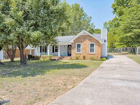 4th image of 4327 Parkwood Drive