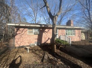 2605 S Stuhr Rd, Grand Island, NE 68801