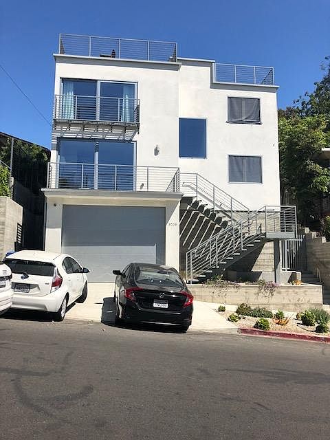 1st image of 3707 Effie St