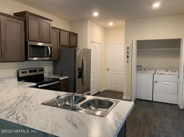 7886 Echo Springs Rd, Jacksonville, FL 32256