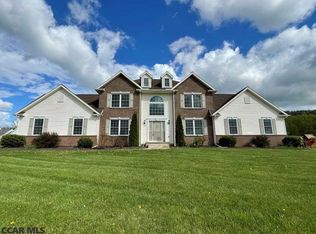 235 Copper Leaf Ln, State College, PA 16801