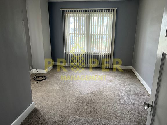 5th image of 168 E Beechwood Ave