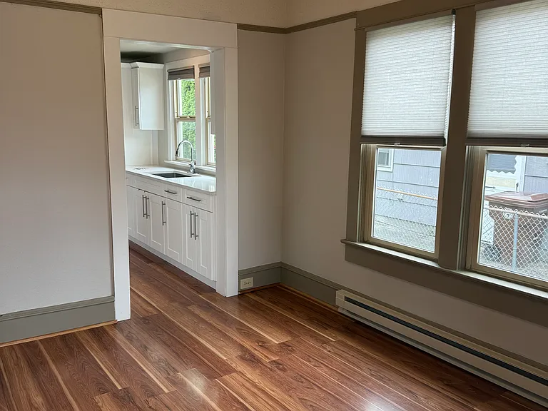 524 NE 2nd Ave — Photo 5