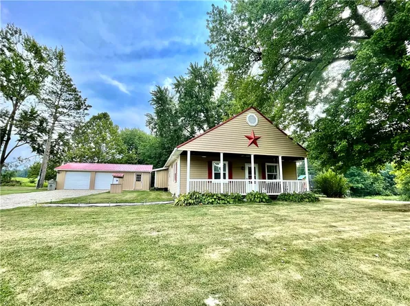 10024 E 700th Rd, Martinsville, IL 62442