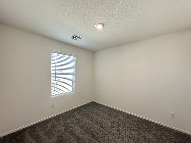 4921 Hunter Mesa Ave — Photo 16