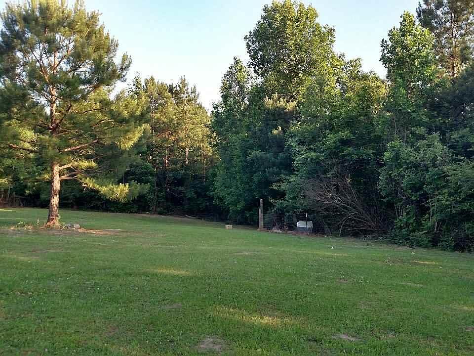 1st image of 535 Parkwood Ln