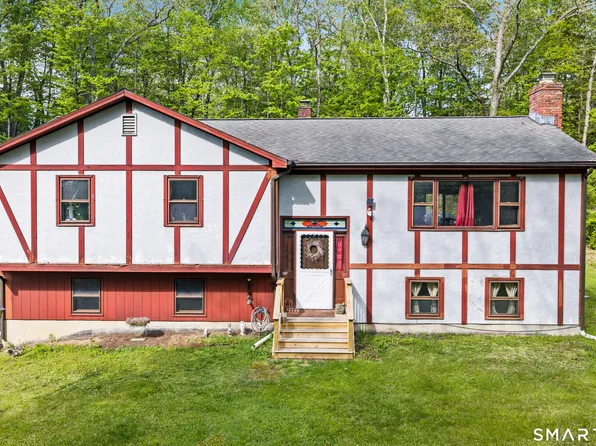 825 Jeremy Swamp Road, Southbury, CT 06488