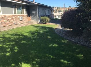 804 W Fremont Ave #B, Selah, WA