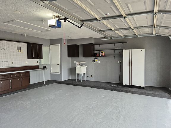 4th image of 8710 Coastal Dr