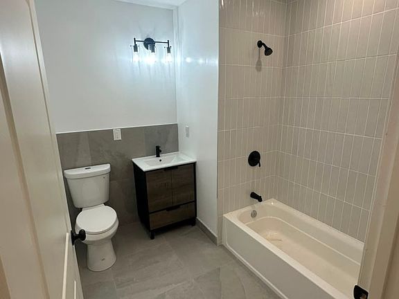 5th image of 161 Prospect St #1A