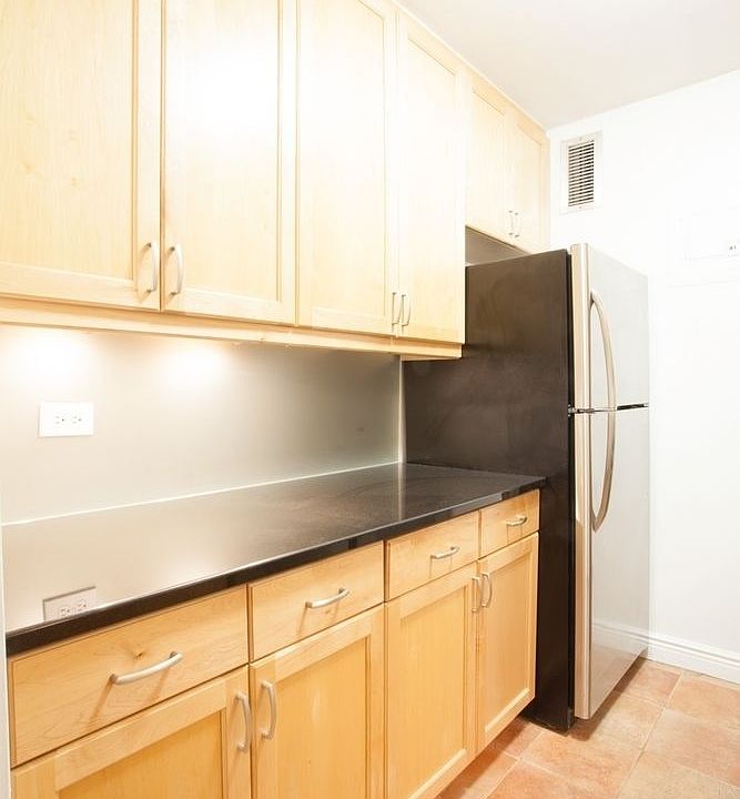 1st image of 201 E 87th St APT 23e