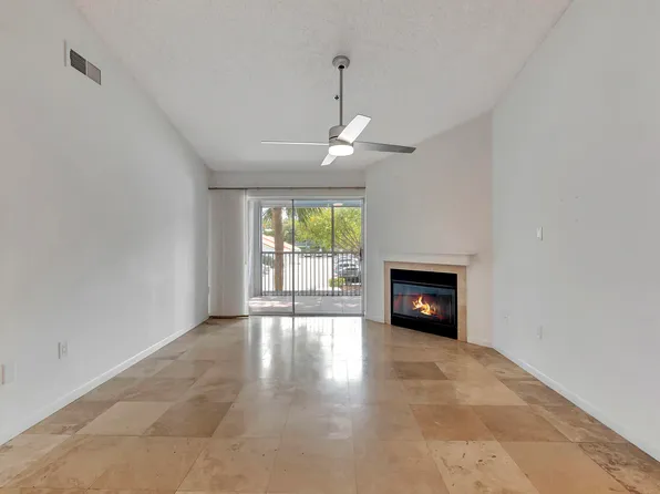 3111 Clint Moore Rd APT 203, Boca Raton, FL 33496