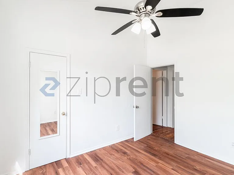 6502 Bramber Ln — Photo 12