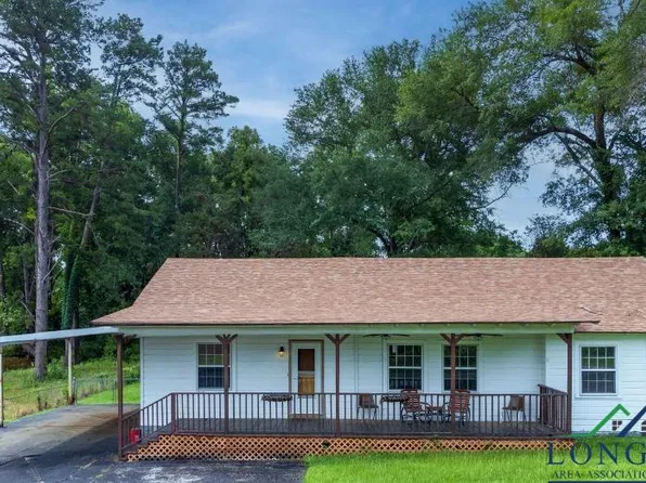 105 W Ruth St, White Oak, TX 75693