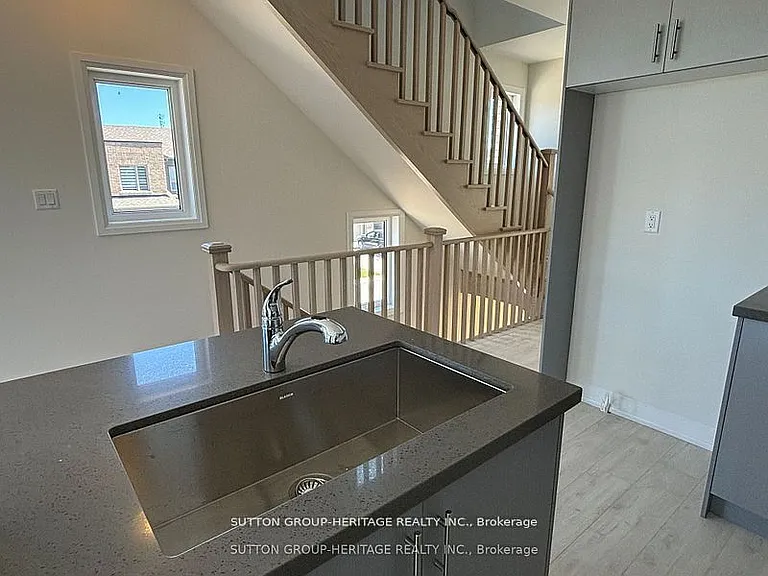1 Cherry Hill Ln — Photo 6