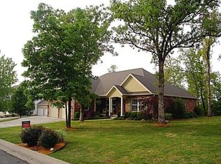 404 Lakeview Ln, Carl Junction, MO 64834