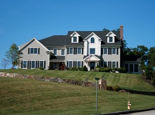 11 Gable Ridge Rd, Westborough, MA 01581