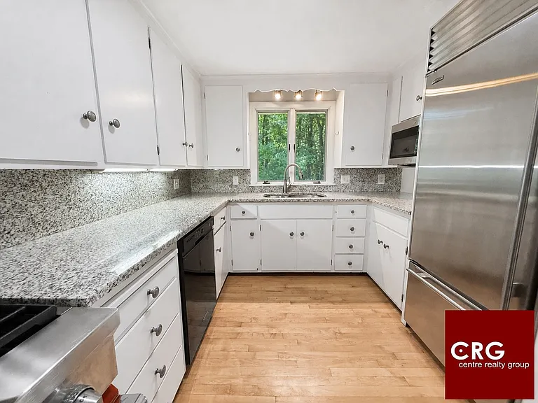 53 Deerhaven Rd — Photo 3