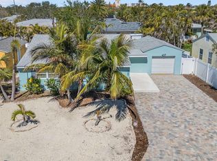 427 79th Ave, Saint Pete Beach, FL 33706
