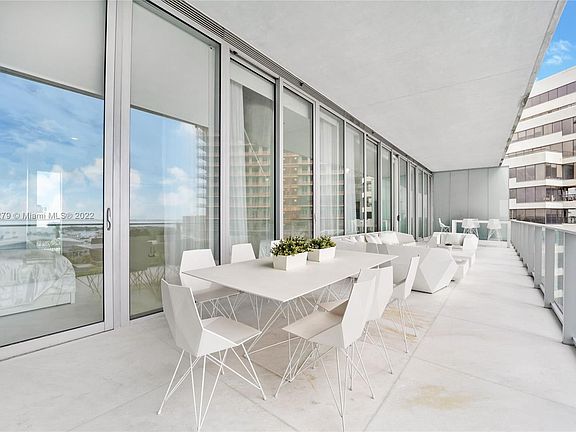 3rd image of 2669 S Bayshore Dr Unit 802