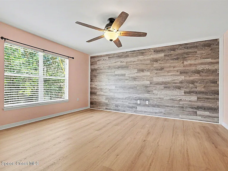 1640 Vista Lake Cir — Photo 14