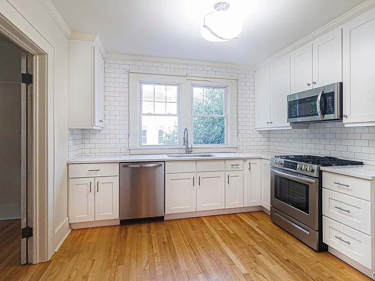 6 Sanger Ave — Photo 23