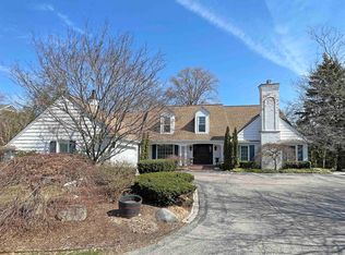 4 Island Ln, Grosse Pointe, MI 48230