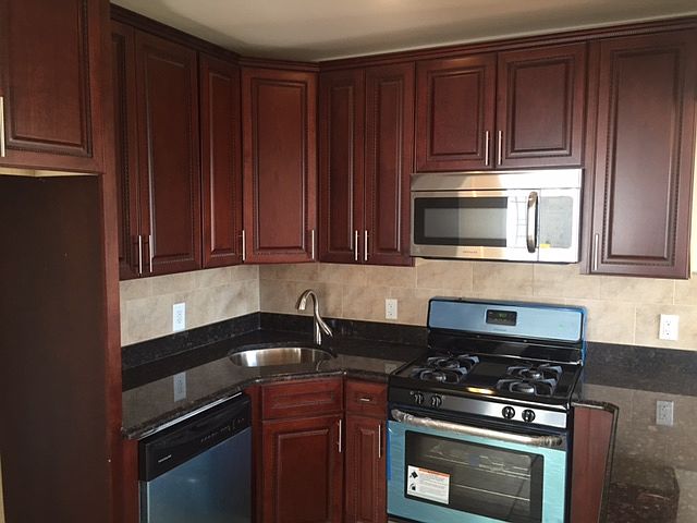 2nd image of 1446 E 91st St