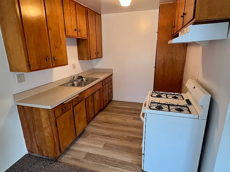 701 N Maple St #2 — Photo 2