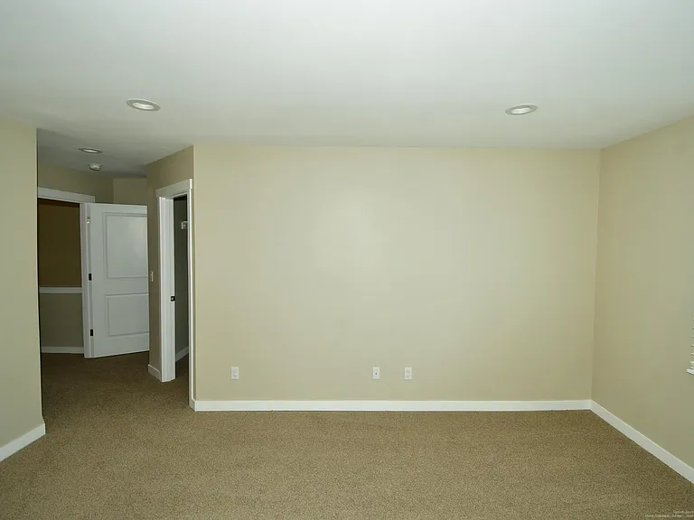 956 152nd St E — Photo 6
