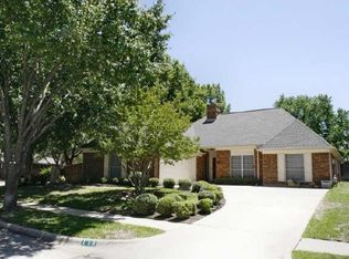 118 Rocky Pointe Ct, Garland, TX 75044