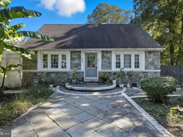 8401 Yorkshire Ln, Manassas, VA 20111