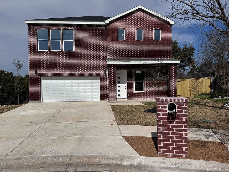 1st image of 1319 Cadley Ct
