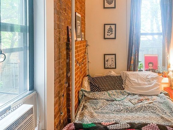 2nd image of 807 Saint Johns Pl #2CX