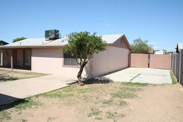 2nd image of 7301 W Cheryl Dr