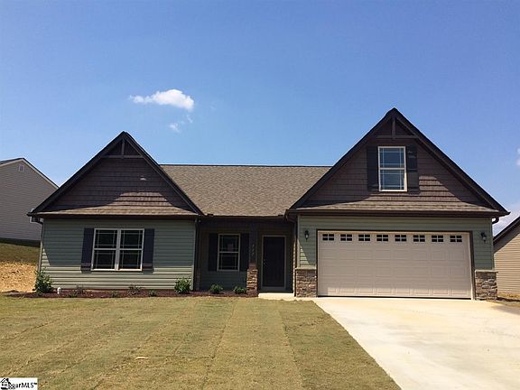 3rd image of 111 Vermillian Dr