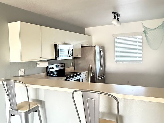 3rd image of 175 Kings Hwy APT 526