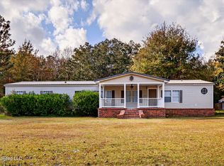 2416 Mamie Ln, Vancleave, MS 39565