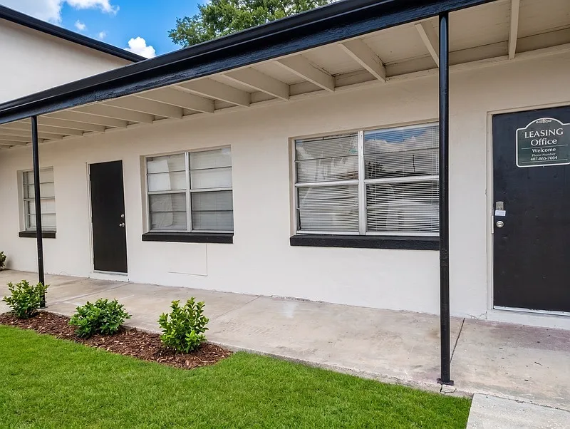 5261 Alhambra Dr #39