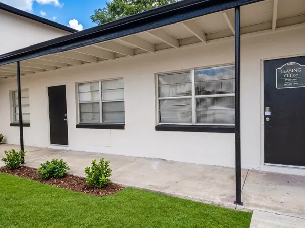 5261 Alhambra Dr #39, Orlando, FL 32808