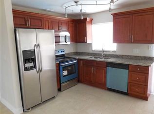 3640 NW 6th St, Lauderhill, FL 33311