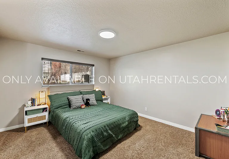 1660 Willowbrook Dr — Photo 7